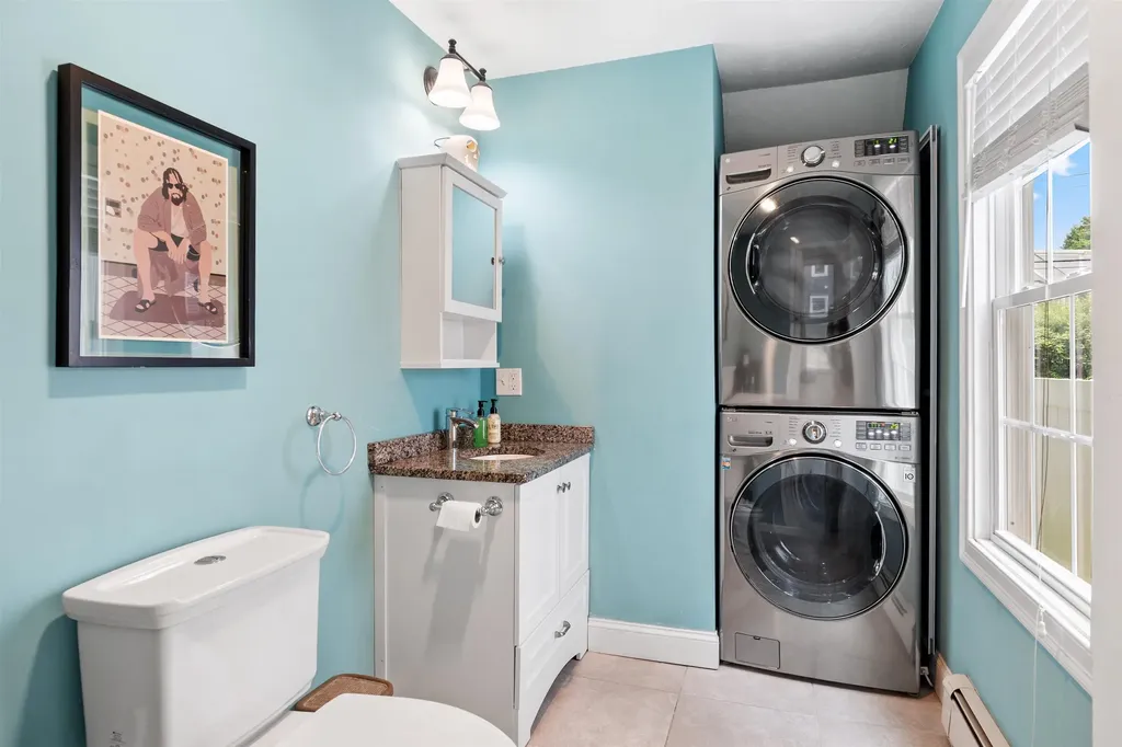 12 Woodbury Avenue Portsmouth NH 03801