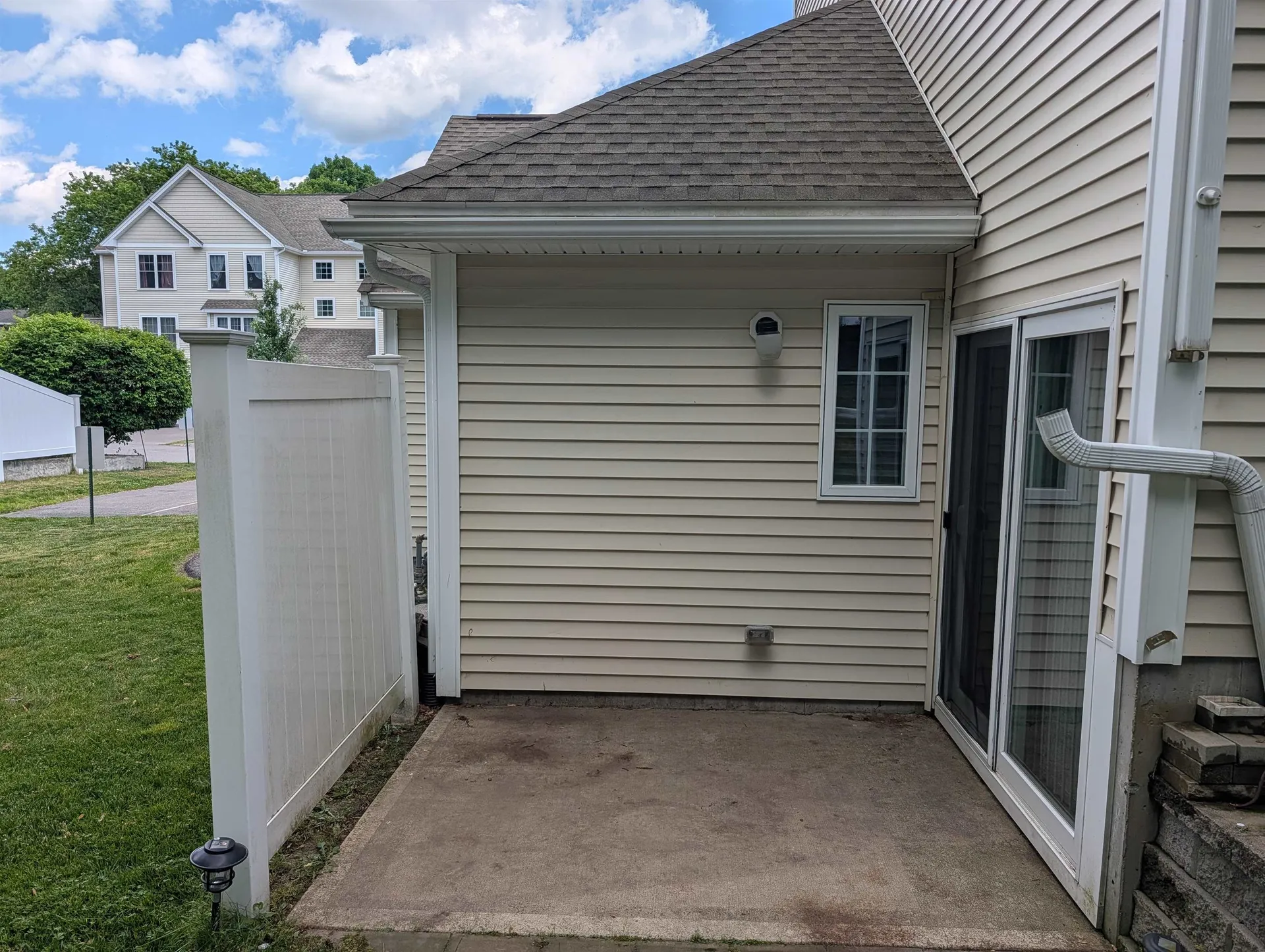 15 Bennett Street Nashua NH 03064