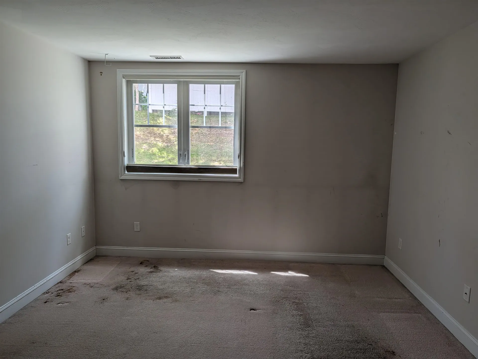 15 Bennett Street Nashua NH 03064