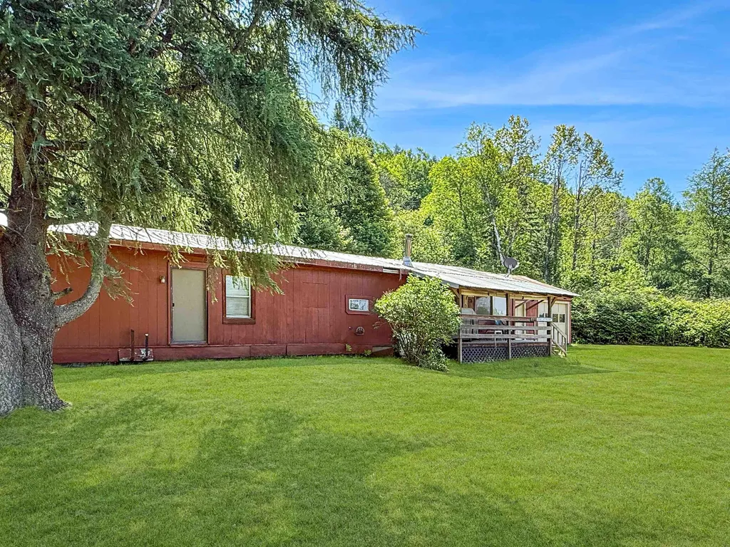 1116 Halls Stream Road Pittsburg NH 03592