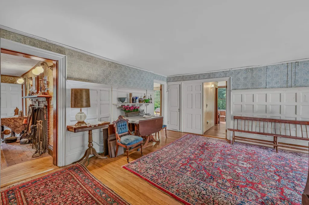 166 Main Street New Hampton NH 03256
