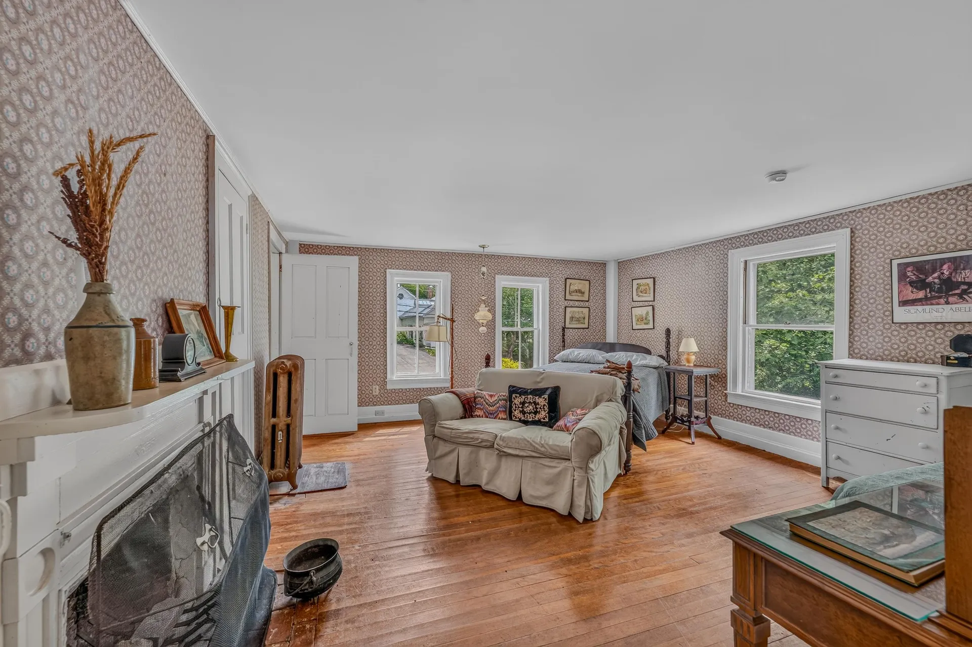 166 Main Street New Hampton NH 03256