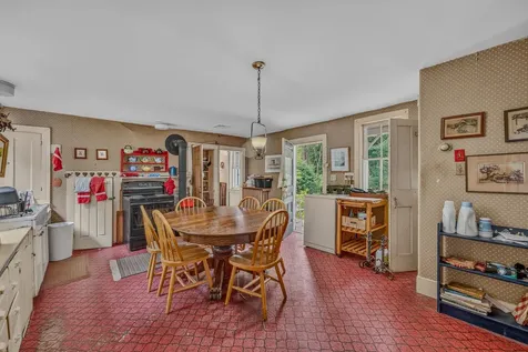 166 Main Street New Hampton NH 03256