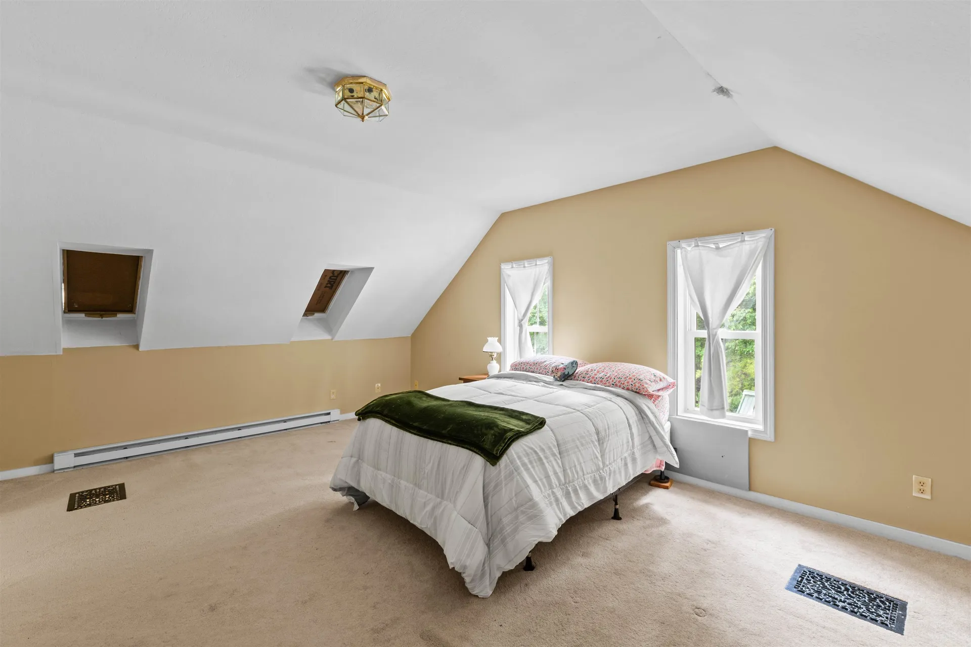 2478 Nh Route 16 Route Albany NH 03818