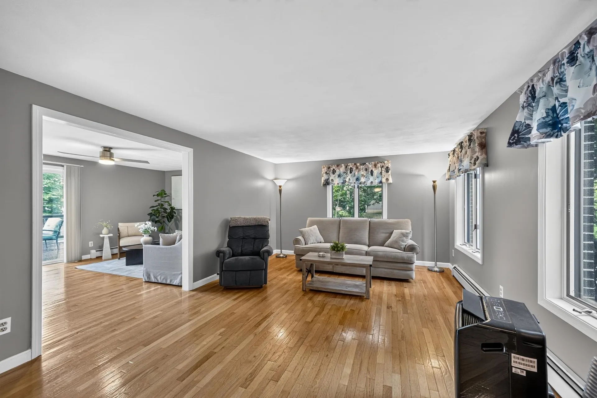 9 Stowecroft Drive Hampton NH 03842