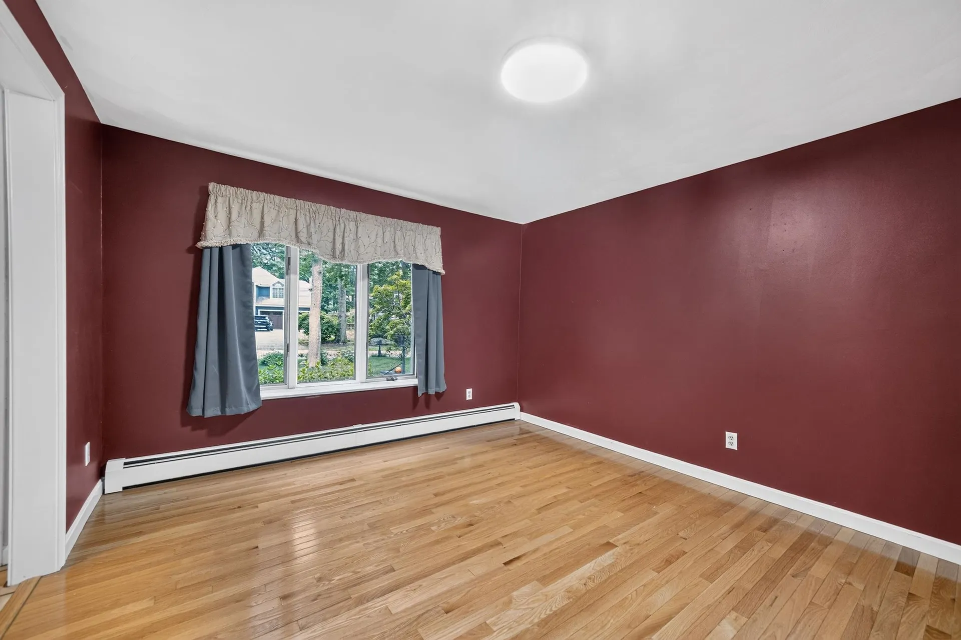 9 Stowecroft Drive Hampton NH 03842