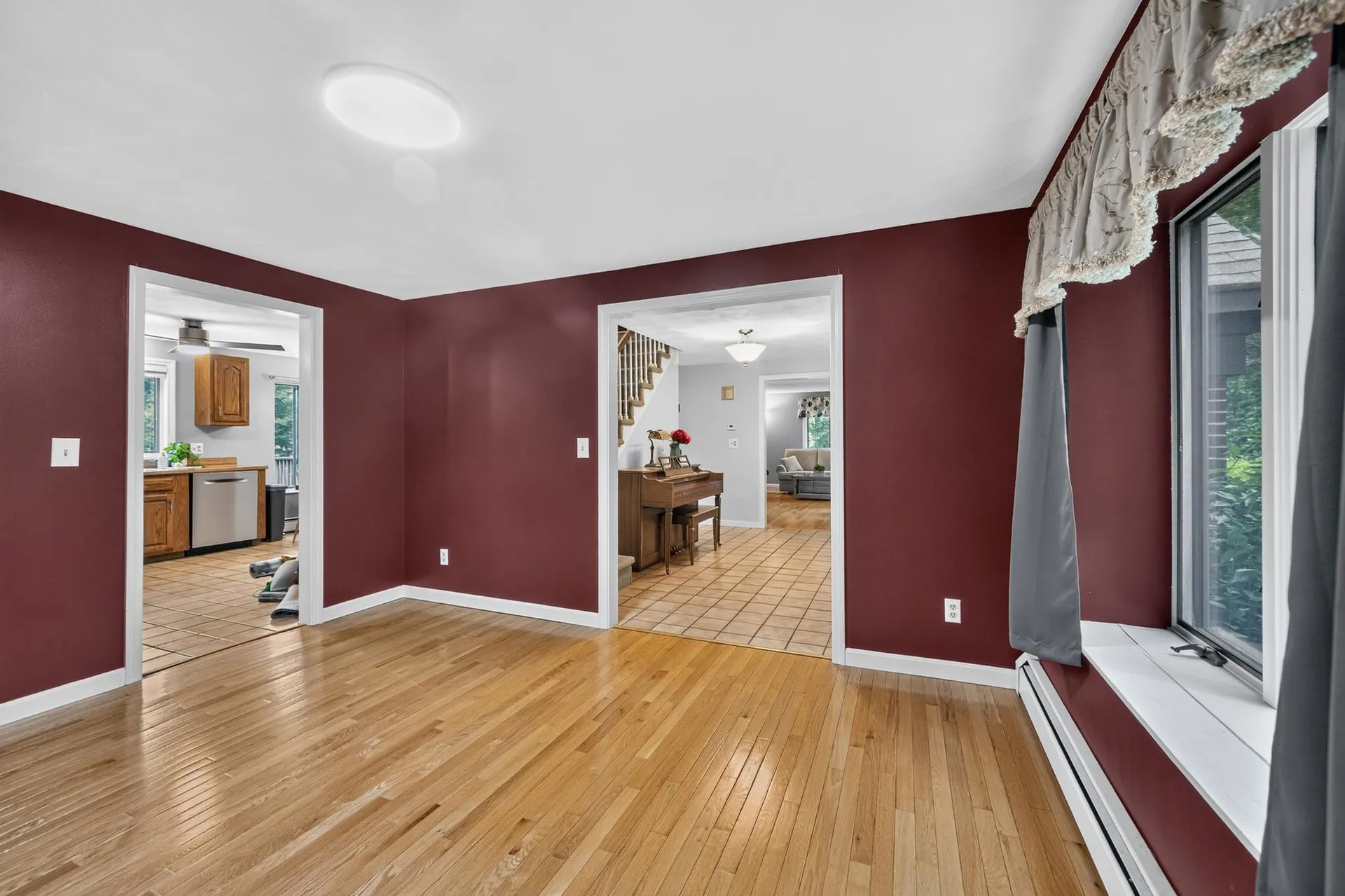 9 Stowecroft Drive Hampton NH 03842