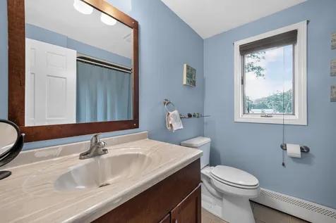 9 Stowecroft Drive Hampton NH 03842