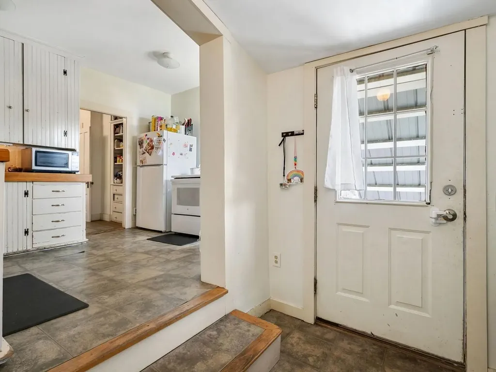32 Randolph Road Morristown VT 05661
