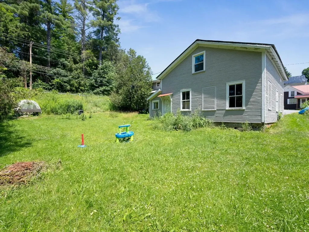 32 Randolph Road Morristown VT 05661