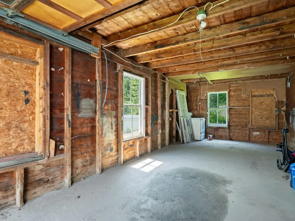 32 Randolph Road Morristown VT 05661