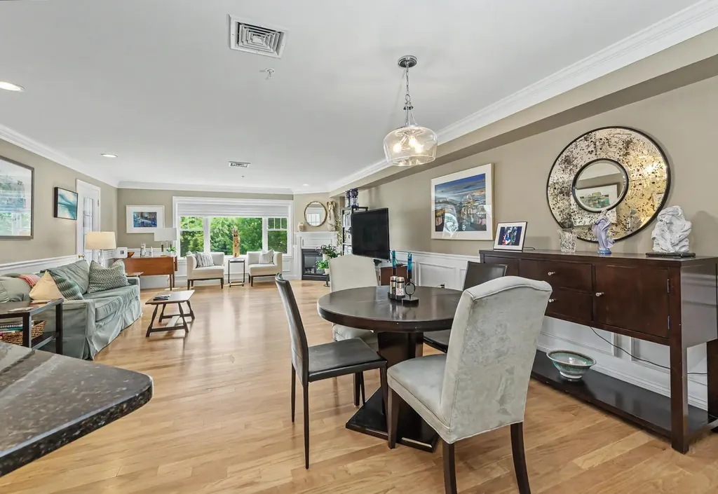 5 Sterling Hill Lane Exeter NH 03833