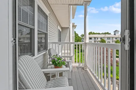 5 Sterling Hill Lane Exeter NH 03833