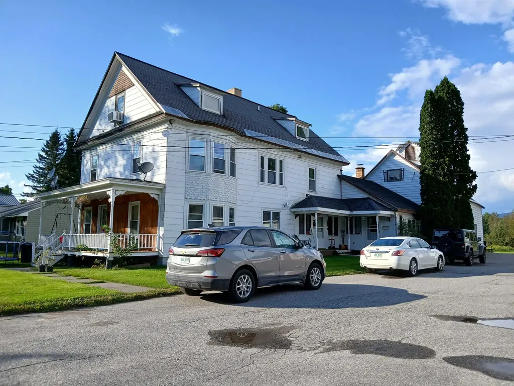 42 Bridge Street Colebrook NH 03576