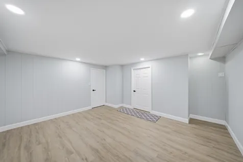 29 Dickens Street Nashua NH 03062