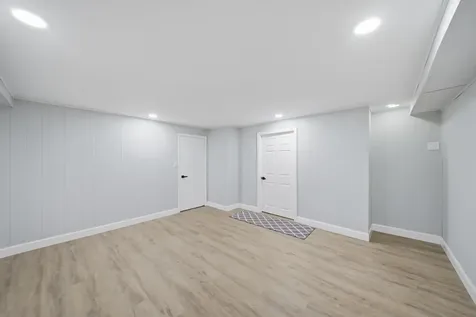 29 Dickens Street Nashua NH 03062