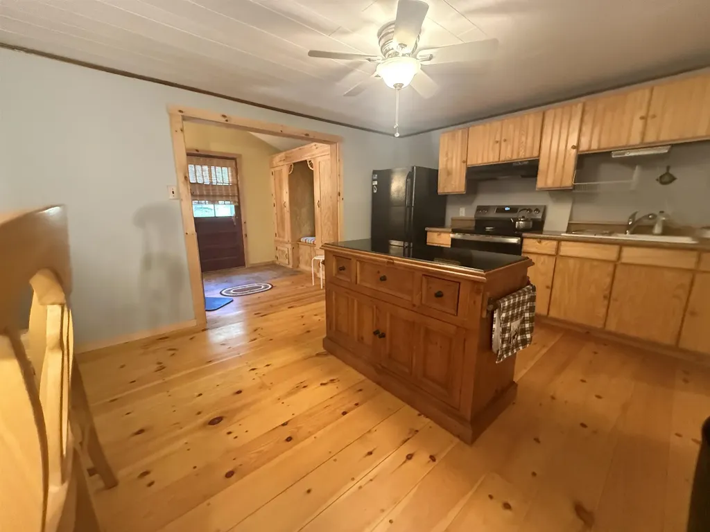 51 Rhode Island Avenue Tamworth NH 03886