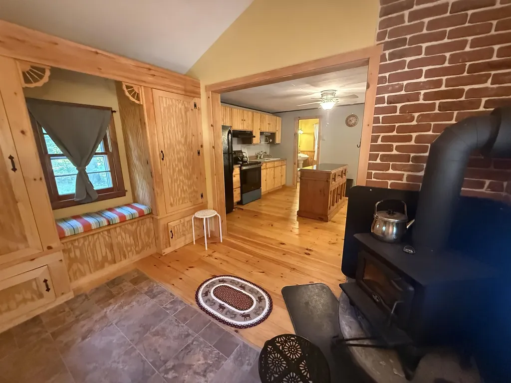 51 Rhode Island Avenue Tamworth NH 03886