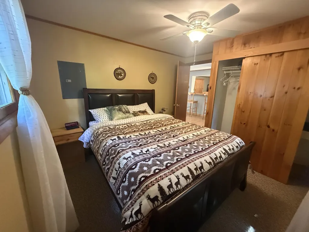 51 Rhode Island Avenue Tamworth NH 03886