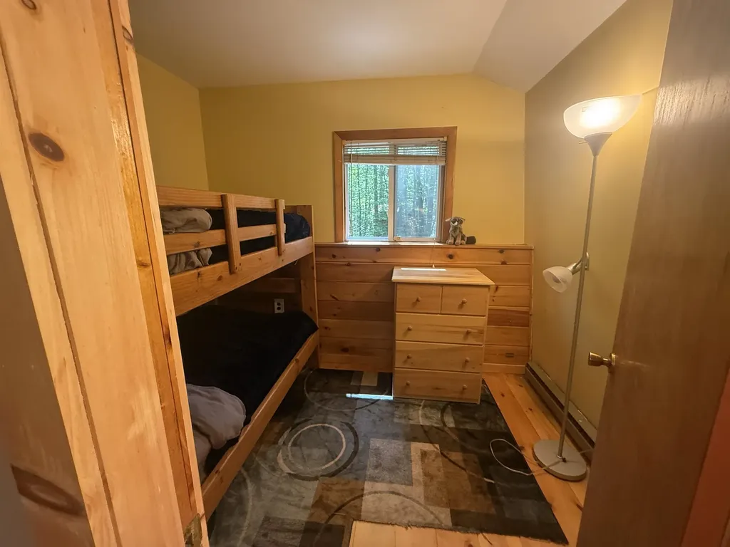 51 Rhode Island Avenue Tamworth NH 03886