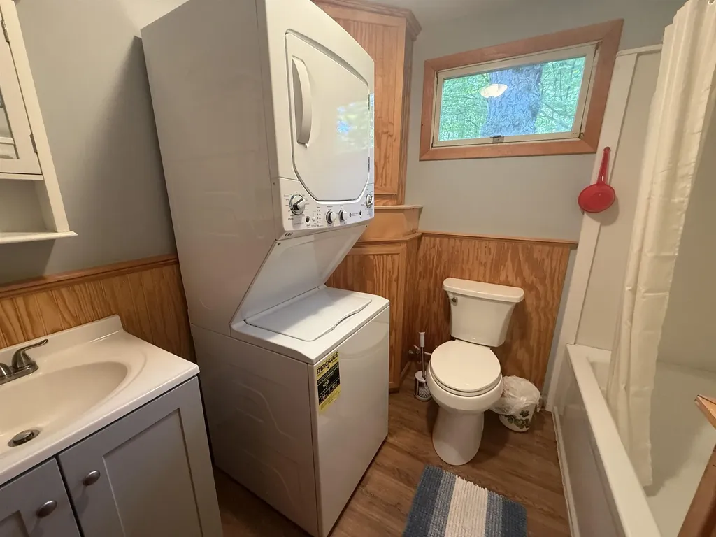 51 Rhode Island Avenue Tamworth NH 03886