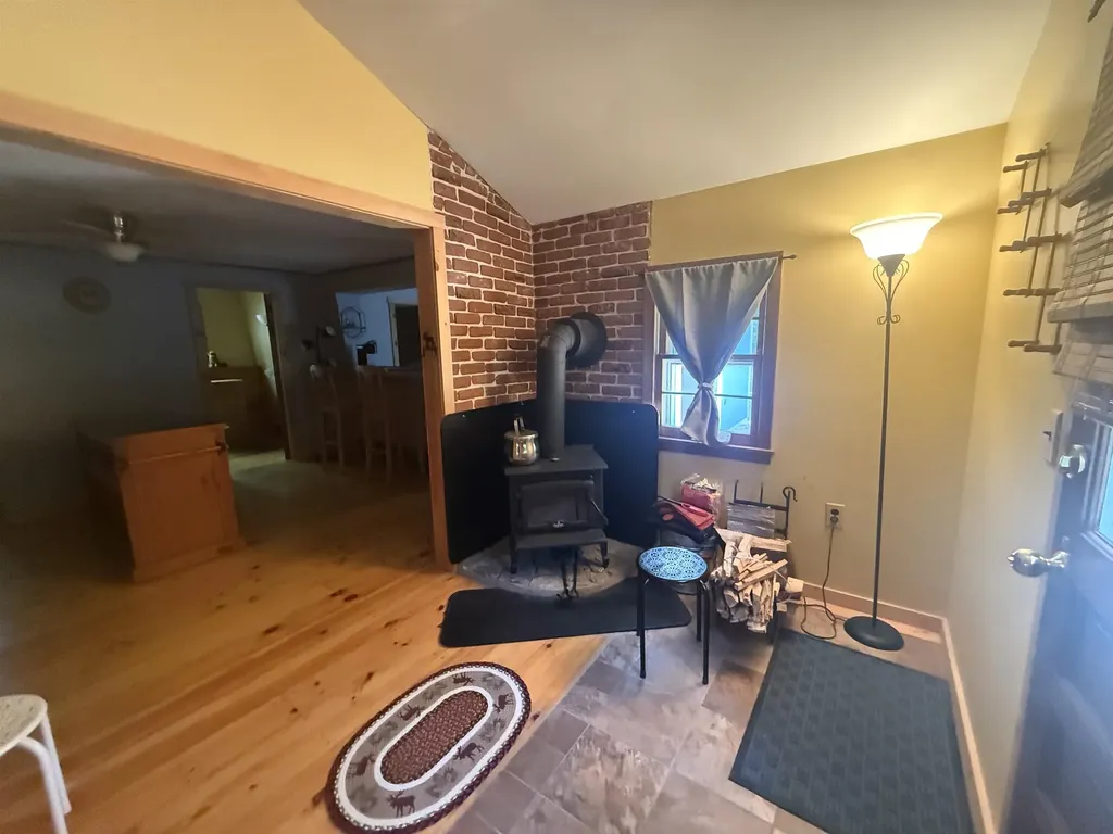 51 Rhode Island Avenue Tamworth NH 03886