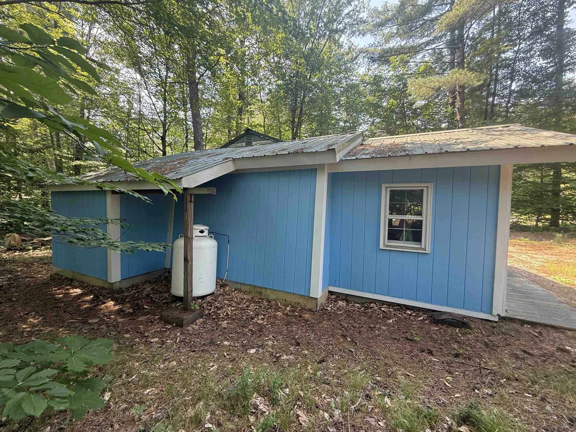51 Rhode Island Avenue Tamworth NH 03886