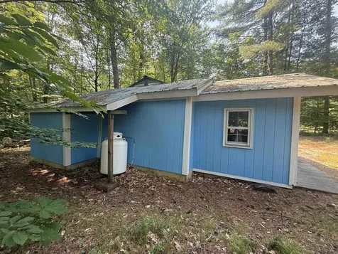51 Rhode Island Avenue Tamworth NH 03886