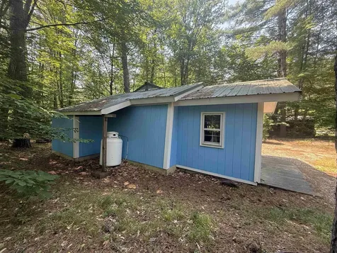 51 Rhode Island Avenue Tamworth NH 03886