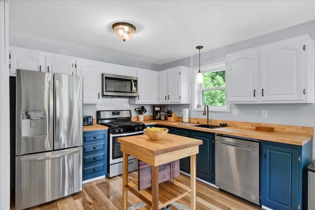 7 Courtney Drive Vergennes VT 05491