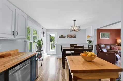 7 Courtney Drive Vergennes VT 05491