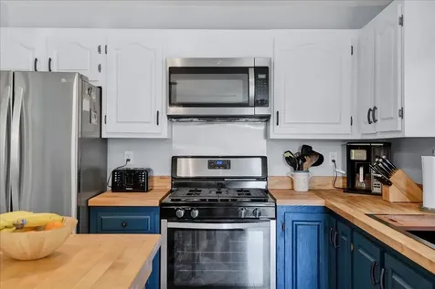 7 Courtney Drive Vergennes VT 05491