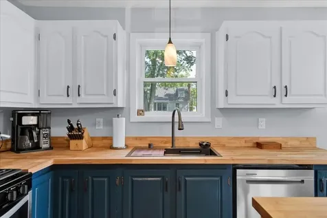 7 Courtney Drive Vergennes VT 05491