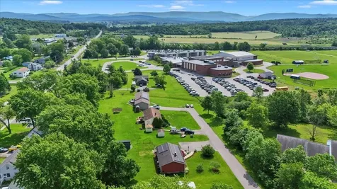 7 Courtney Drive Vergennes VT 05491