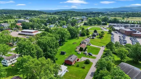 7 Courtney Drive Vergennes VT 05491