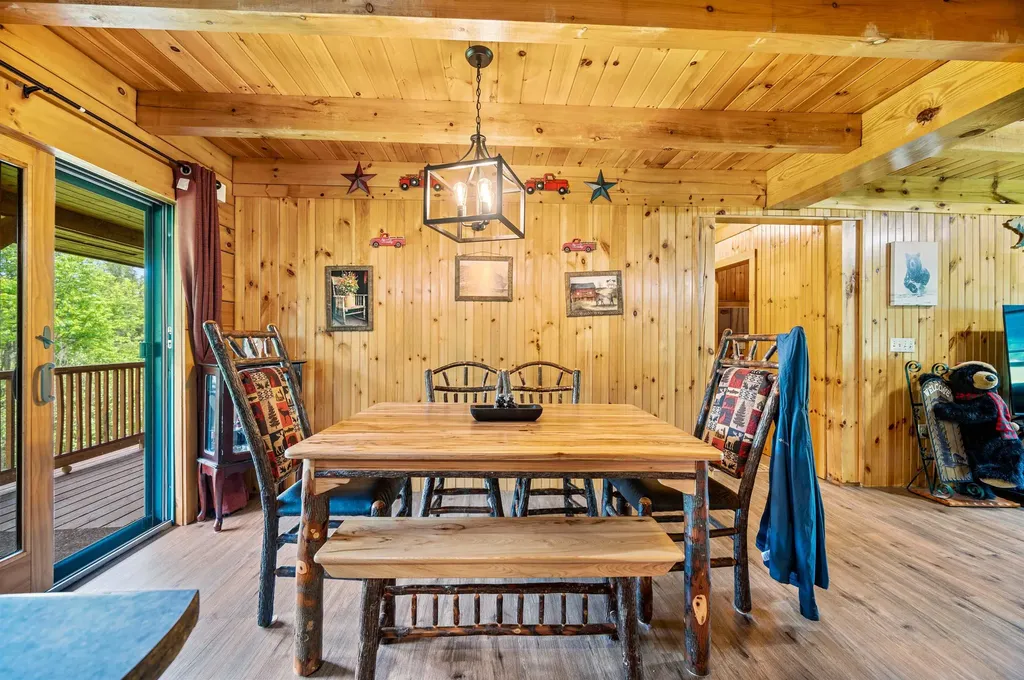 27 Griggs Road Orange VT 05641