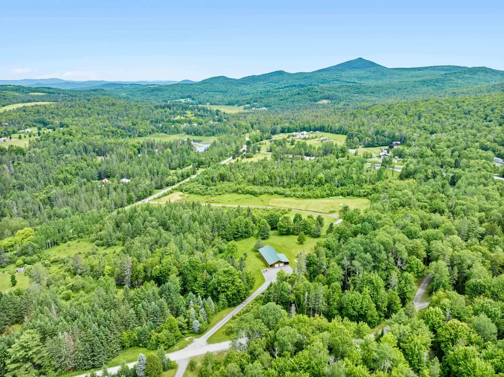 27 Griggs Road Orange VT 05641