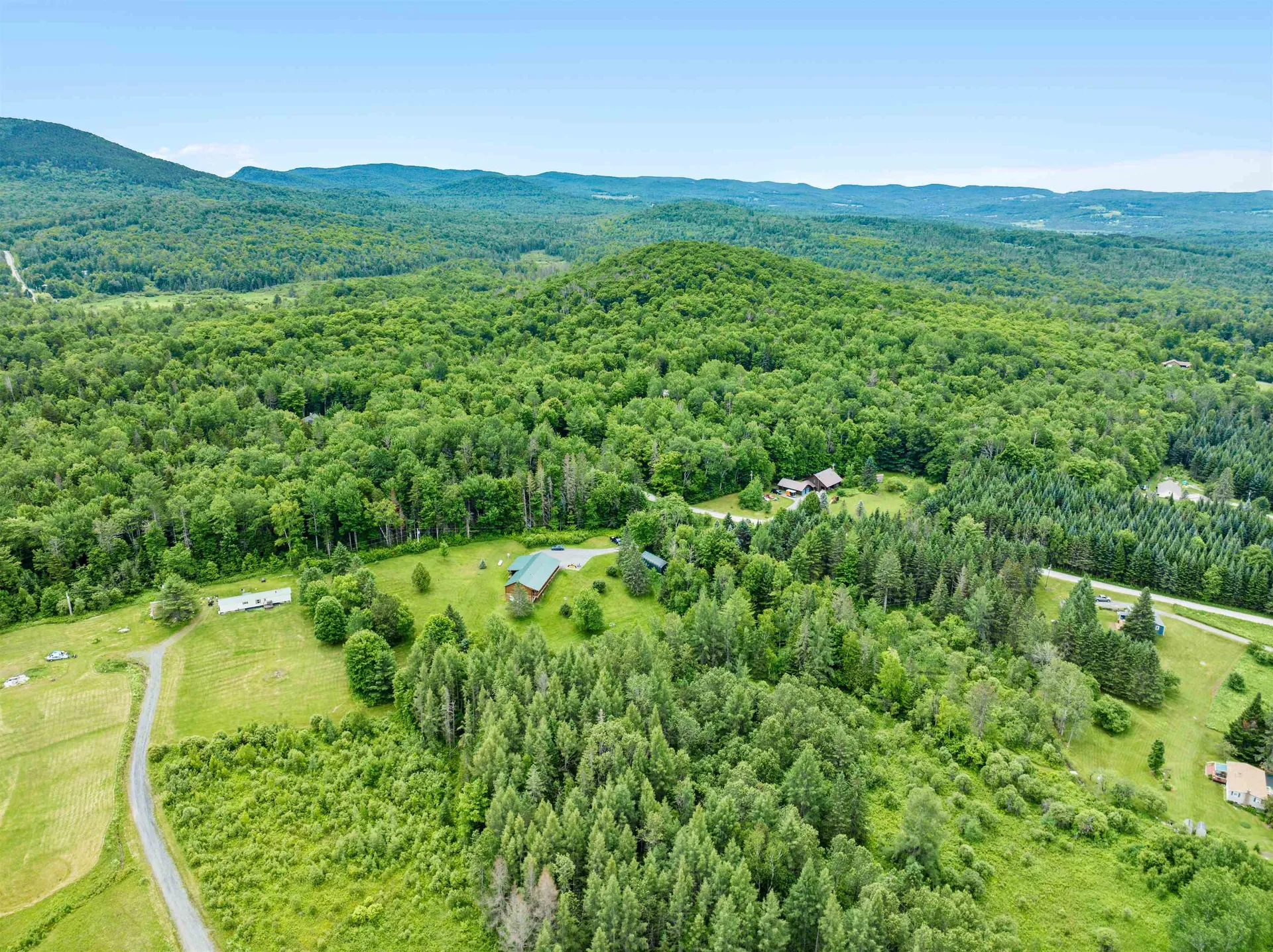 27 Griggs Road Orange VT 05641