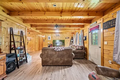 27 Griggs Road Orange VT 05641