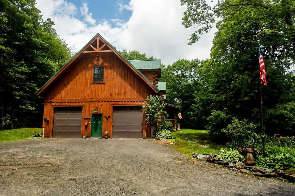 482 East Dover Road Wardsboro VT 05355