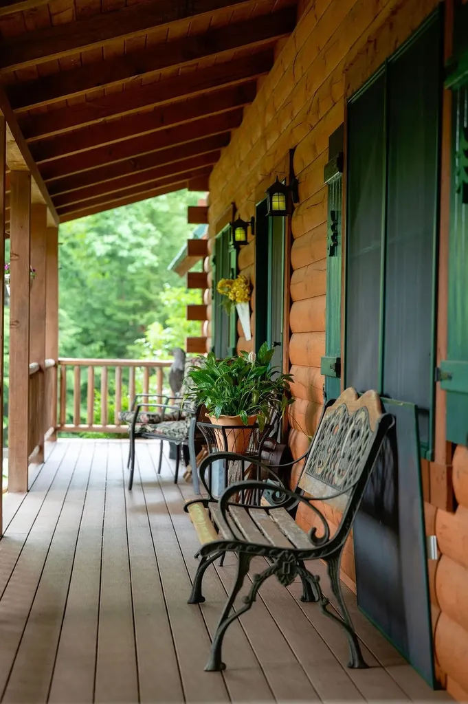 482 East Dover Road Wardsboro VT 05355