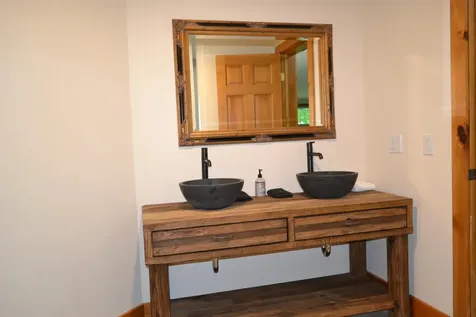 304 North Village Road Jay VT 05859