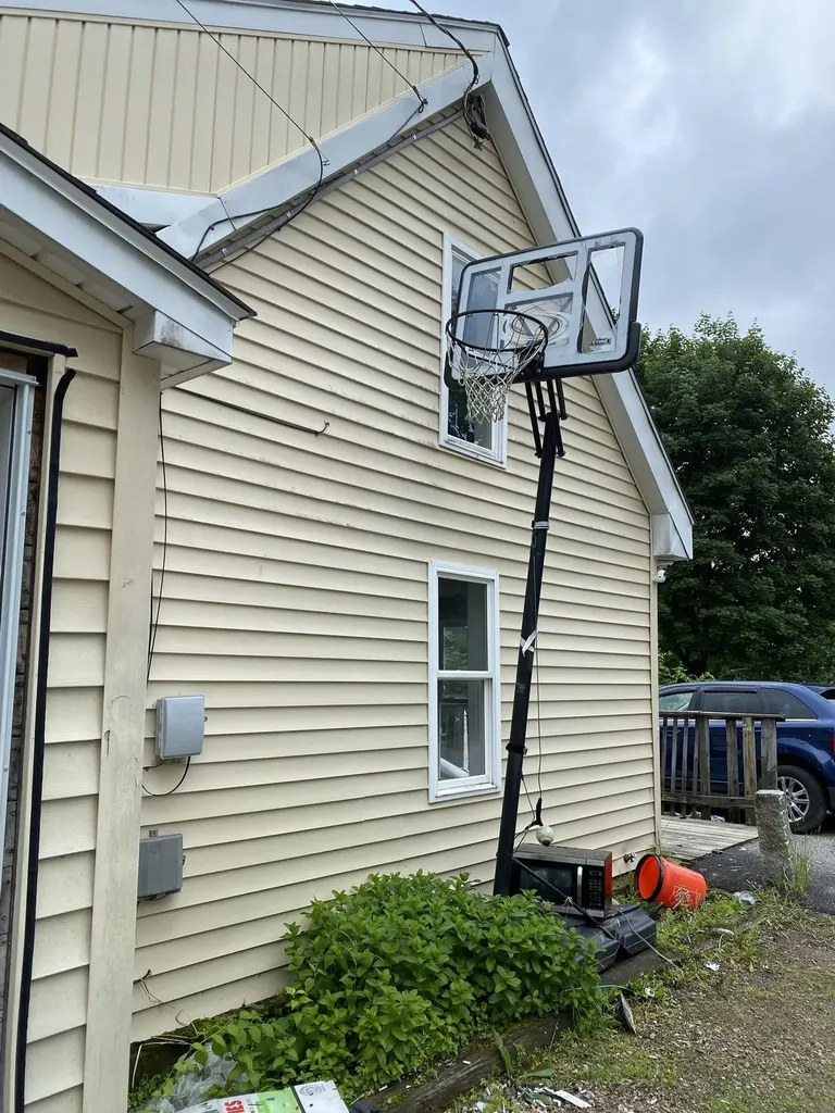 91 Munroe Street Franklin NH 03235