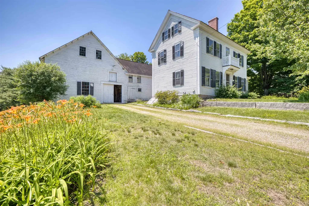 9 Browns Ridge Road Ossipee NH 03864