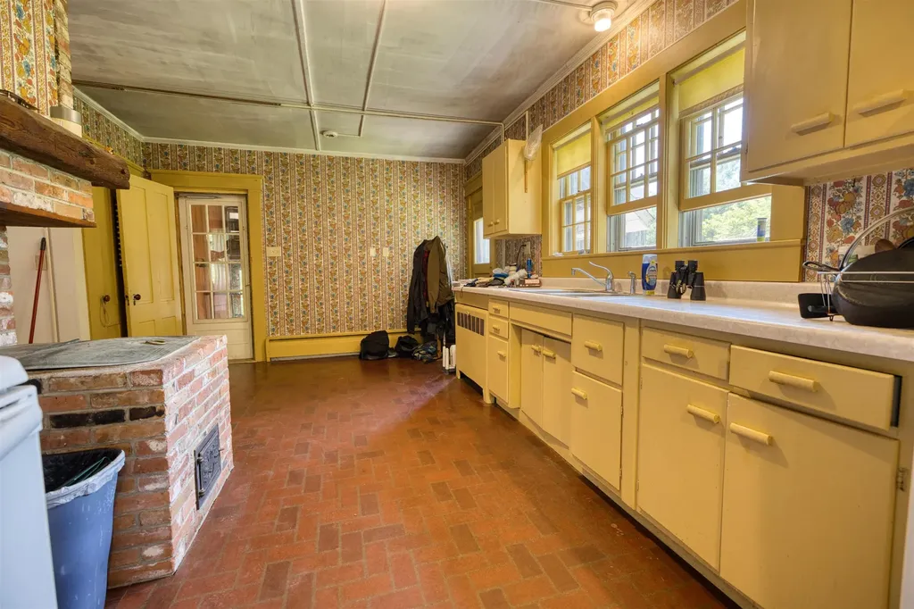 9 Browns Ridge Road Ossipee NH 03864