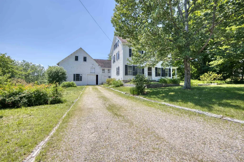 9 Browns Ridge Road Ossipee NH 03864