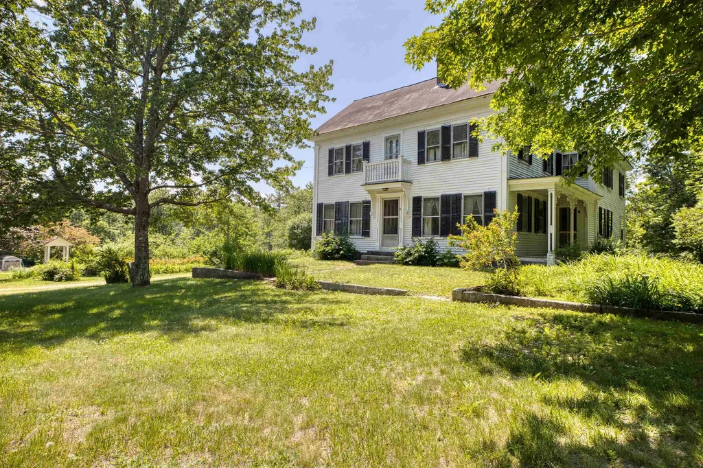 9 Browns Ridge Road Ossipee NH 03864