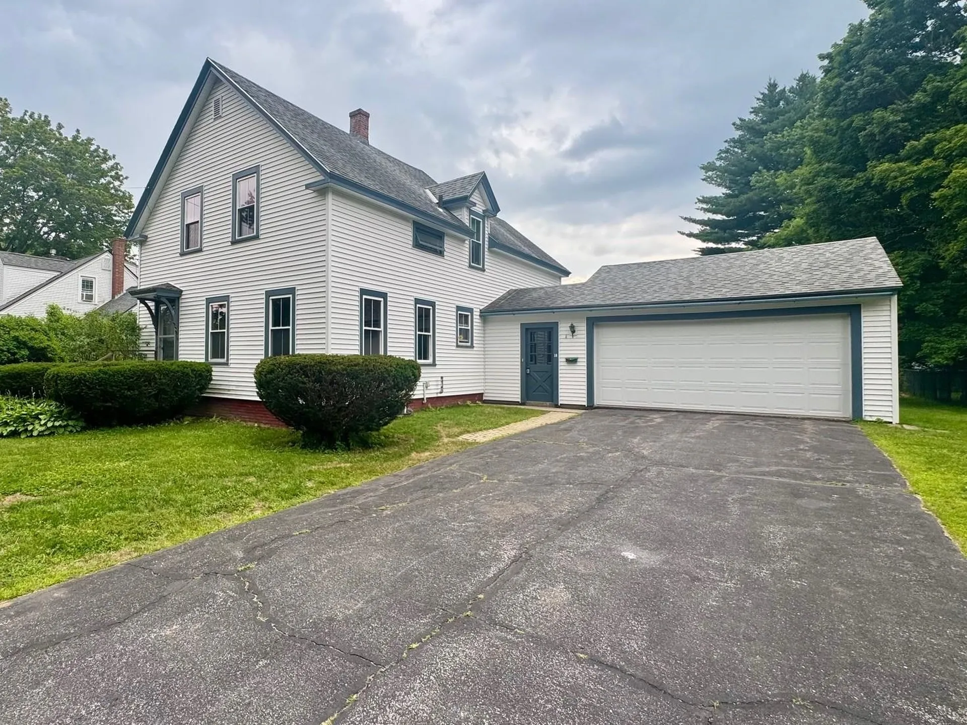 18 Blossom Street Keene NH 03431