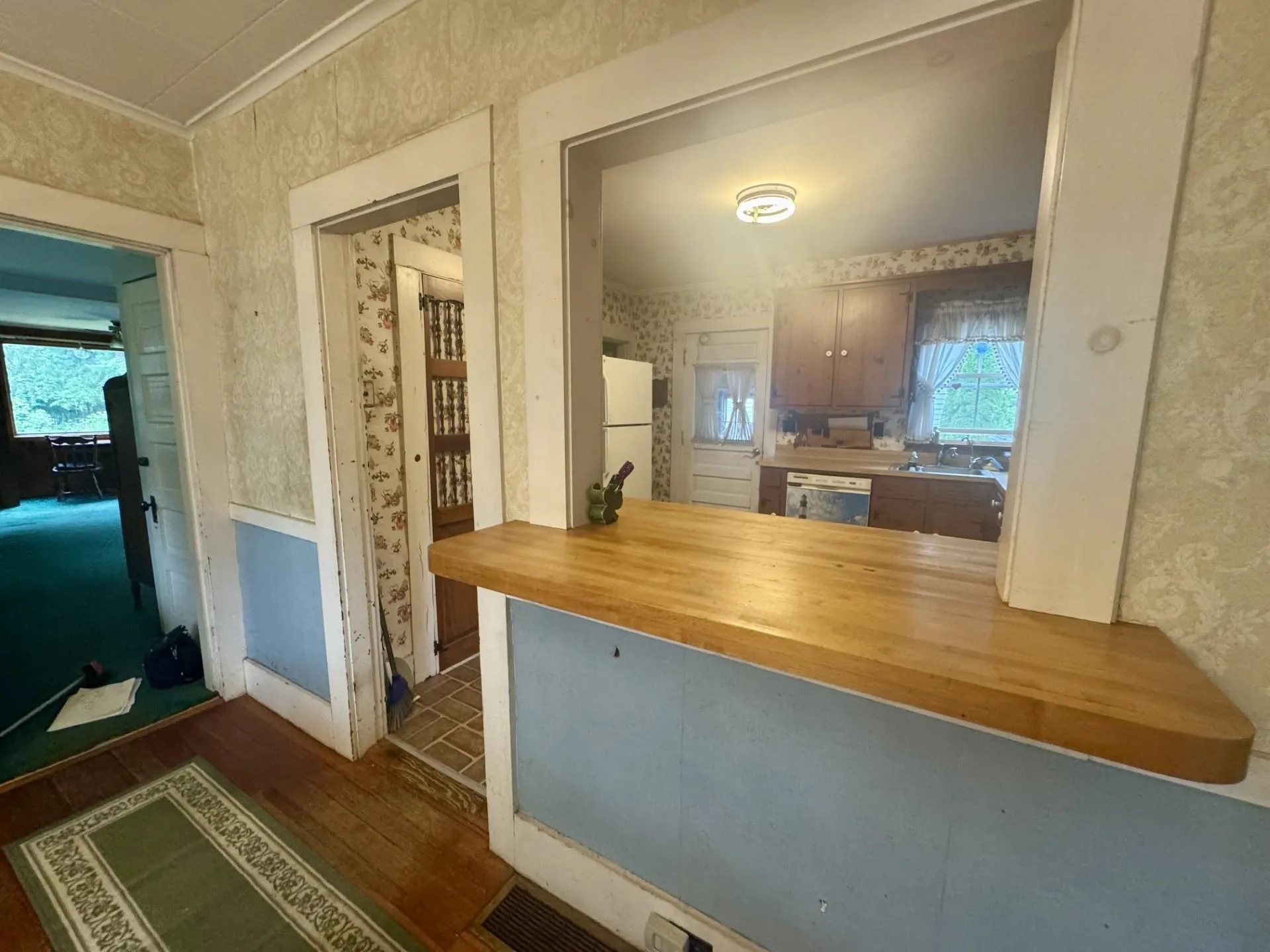 18 Blossom Street Keene NH 03431