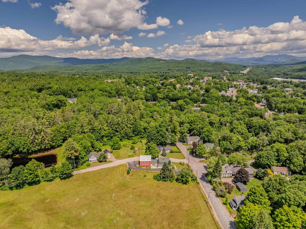 2 Thurlow Street Plymouth NH 03264